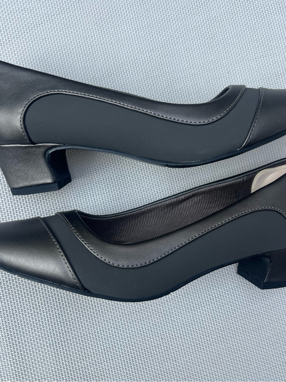 easy street classic Bronze and Black Low Block Heel Loafers US 6